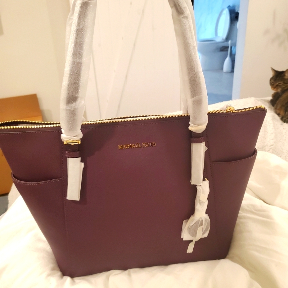 Michael kors tote bag